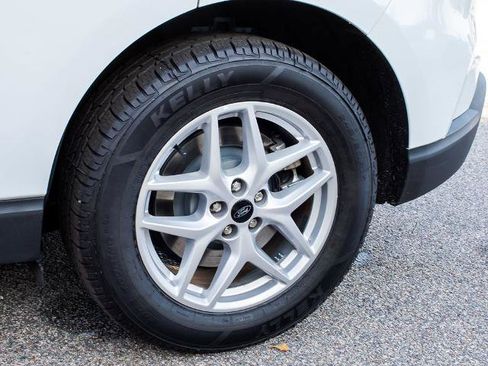 Certified 2023 Ford Edge SEL image 6