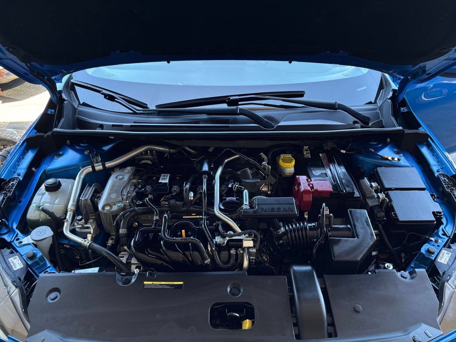 Used 2025 Nissan Sentra SV FWD image 30