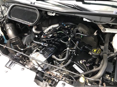 Used 2020 Ford Transit 250 Low Roof AWD image 39
