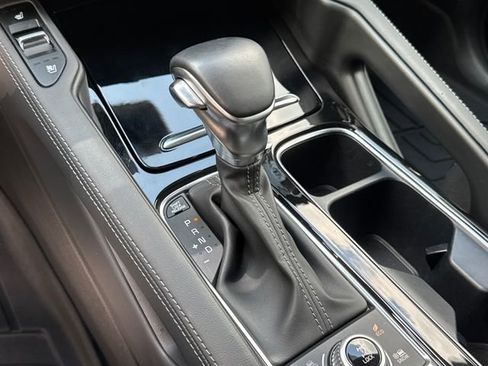 Used 2023 Kia Telluride SX Prestige X-Pro AWD/4WD image 16