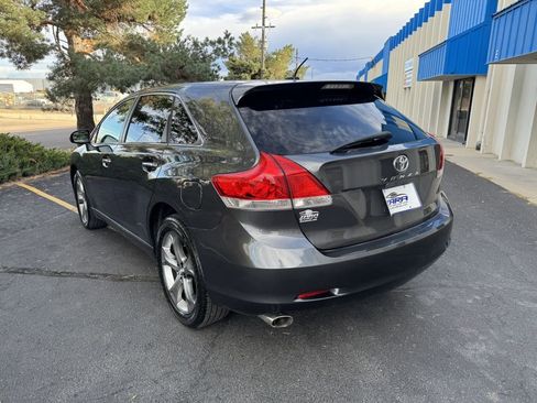 Used 2010 Toyota Venza image 5