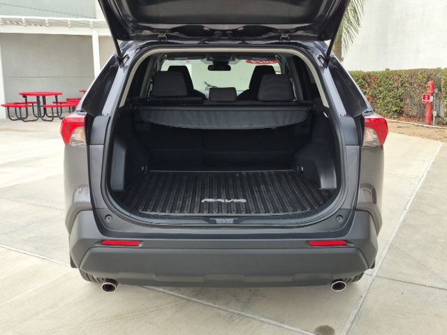 Used 2024 Toyota RAV4 LE FWD image 6
