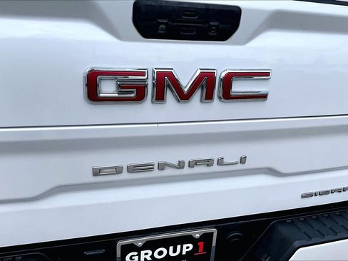 Used 2022 GMC Sierra 1500 Denali w/ Denali Premium Package AWD/4WD image 31