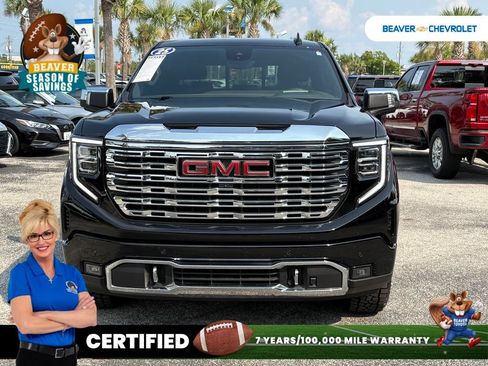 Used 2025 GMC Sierra 1500 Denali w/ Technology Package AWD/4WD image 3