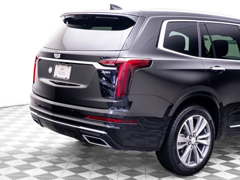 Certified 2025 Cadillac XT6 Premium Luxury w/ Platinum Package AWD/4WD image 37