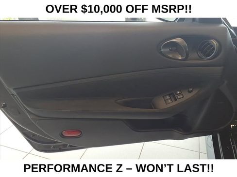 Used 2024 Nissan Z Performance w/ Floor Mat Package RWD image 11