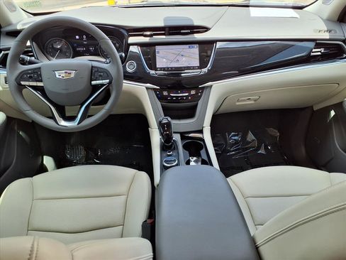 Certified 2024 Cadillac XT6 Premium Luxury w/ Technology Package FWD image 16