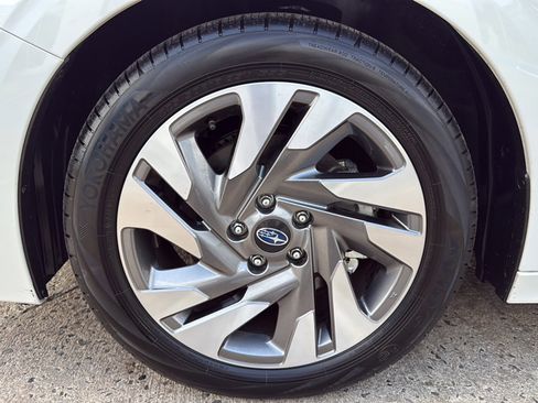 Used 2025 Subaru Legacy Limited image 9