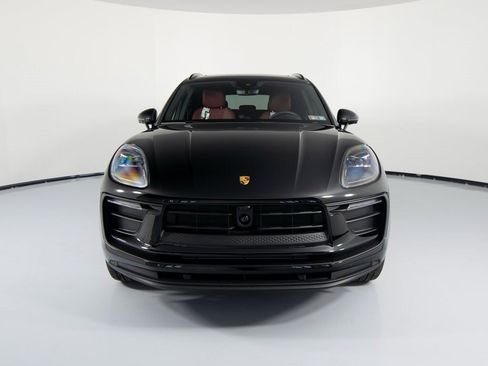 New 2026 Porsche Macan image 13