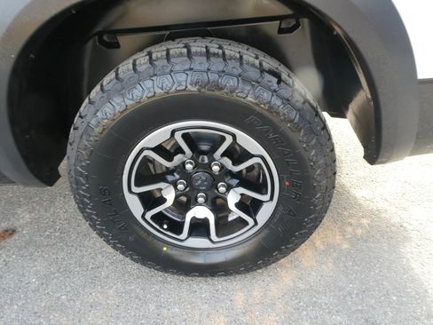 Used 2018 RAM 1500 Rebel w/ Luxury Group image 32