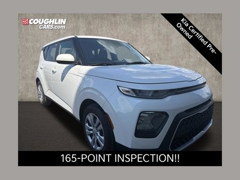 Certified 2022 Kia Soul LX FWD image 1