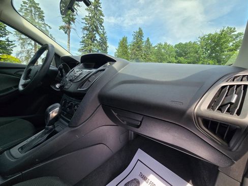 Used 2012 Ford Focus S FWD image 25