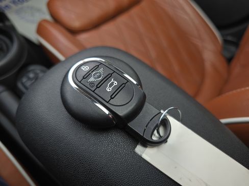 Used 2020 MINI Cooper S image 40