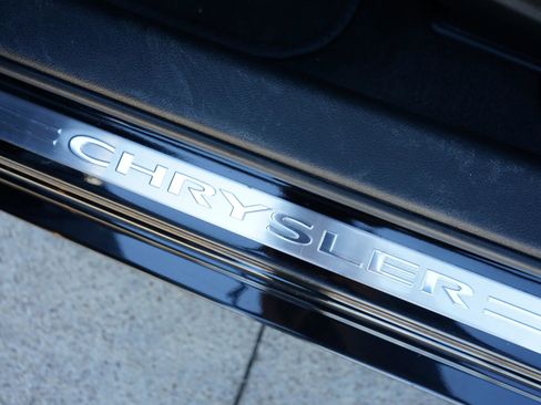 Used 2012 Chrysler 300 SRT8 image 20