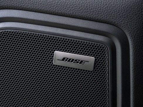 New 2026 Porsche Macan image 7