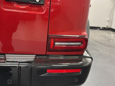 Used 2025 Mercedes-Benz G 580 w/ EQ Technology image 14