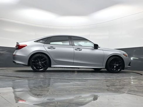 Used 2024 Honda Civic Sport image 31