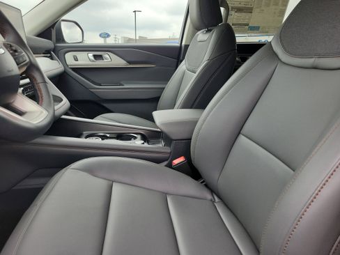 New 2026 Ford Explorer Active w/ Active Comfort Package AWD/4WD image 29