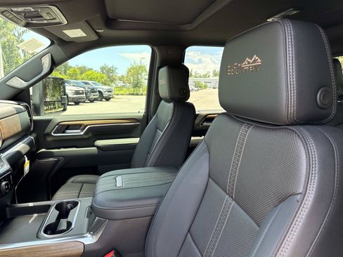 New 2026 Chevrolet Silverado 2500 High Country w/ High Country Premium Package AWD/4WD image 20