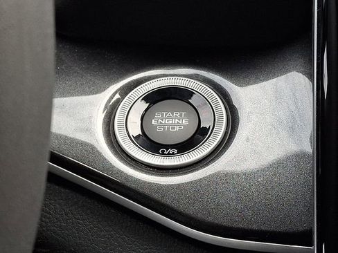 Used 2023 Jeep Grand Cherokee Altitude image 22