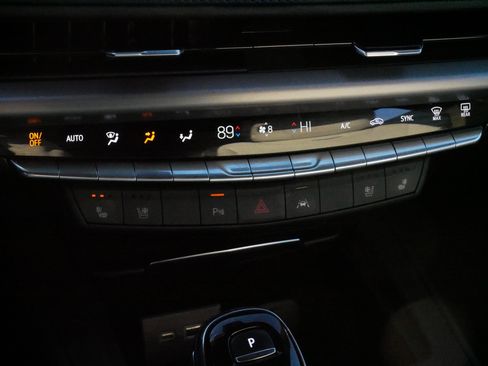 Used 2024 Cadillac XT4 Sport image 24