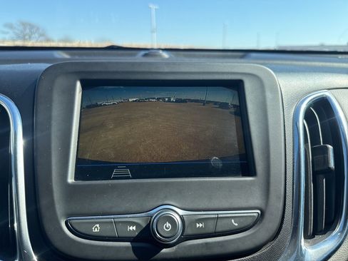 Used 2019 Chevrolet Equinox LT image 40