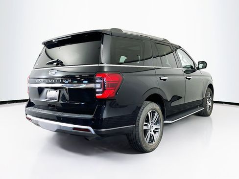 Used 2023 Ford Expedition Limited image 9