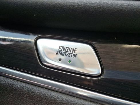 Used 2023 Buick Enclave Essence w/ Experience Buick Package image 16