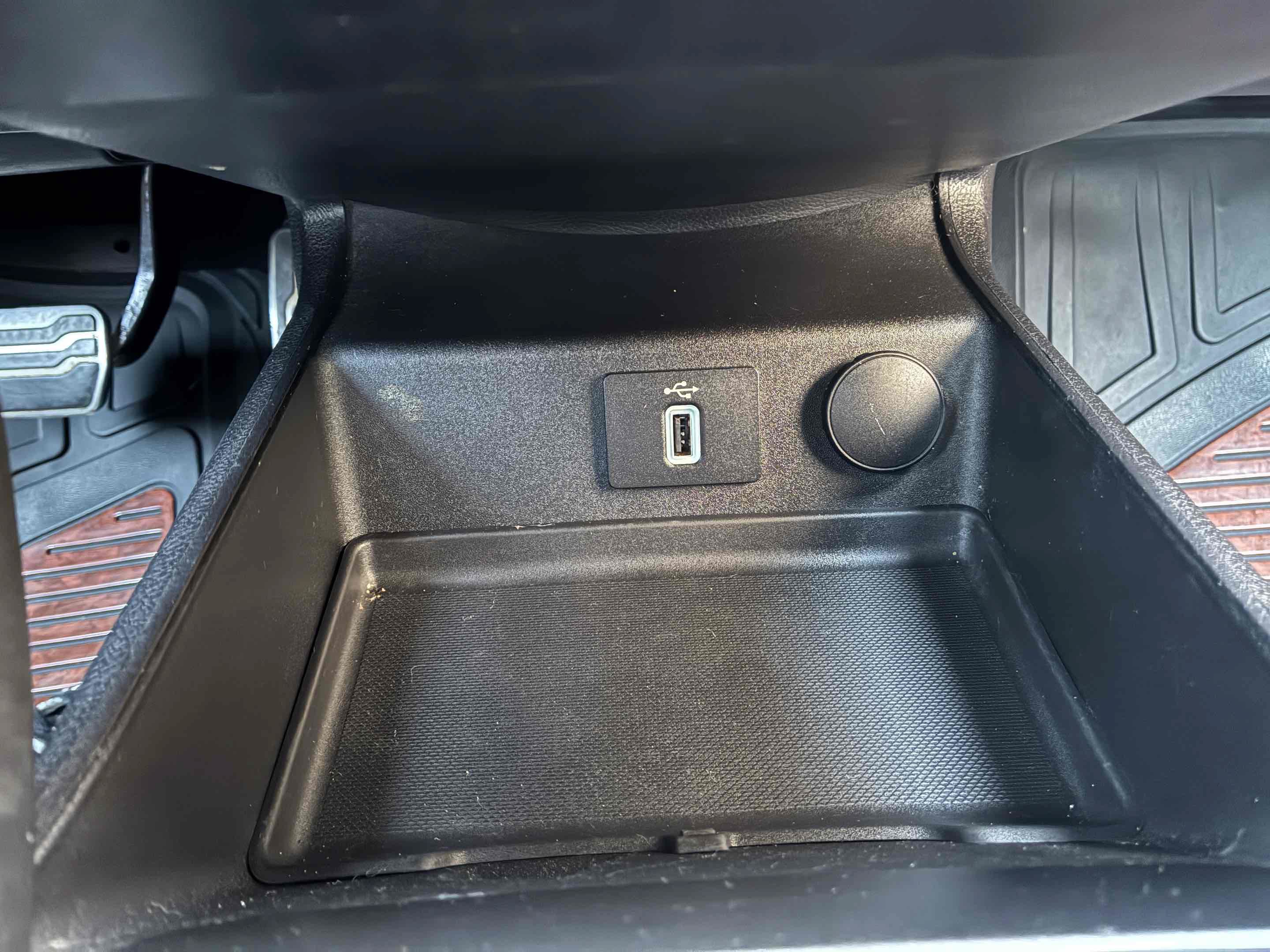 Used 2017 Ford Fusion Sport AWD/4WD image 35