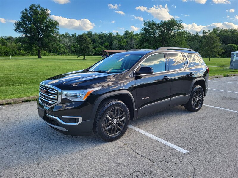 Used 2018 GMC Acadia SLT AWD/4WD image 3