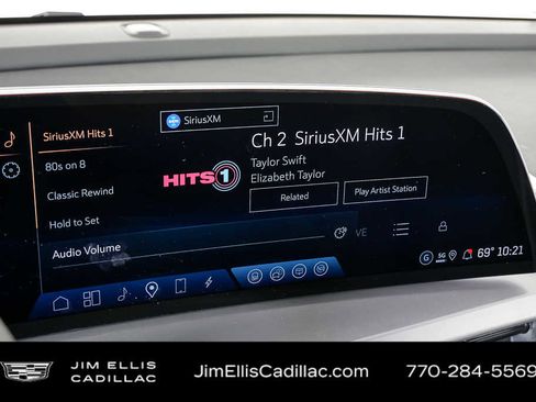 New 2026 Cadillac Vistiq Luxury AWD/4WD image 15