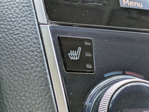 Used 2018 Subaru Outback 2.5i Limited image 30