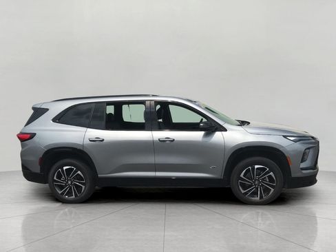 Used 2026 Buick Enclave Sport Touring w/ Power Package AWD/4WD image 4