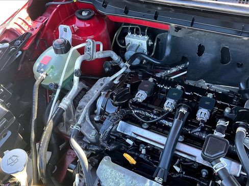 Used 2021 Nissan Kicks SR w/ SR Premium Package image 31