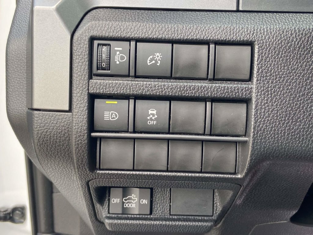 Used 2025 Toyota Tacoma TRD Sport RWD image 24
