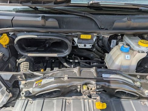 Used 2024 RAM ProMaster 2500 w/ Convenience Group FWD image 30