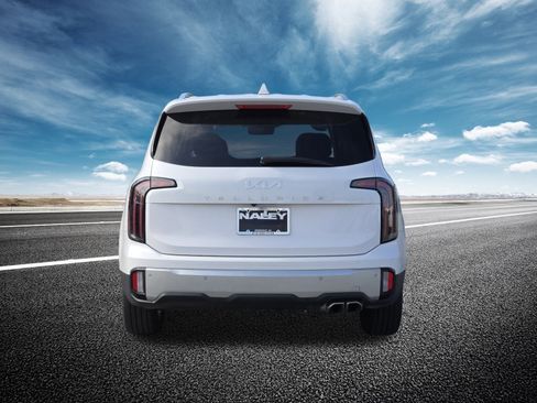 Used 2024 Kia Telluride SX image 19