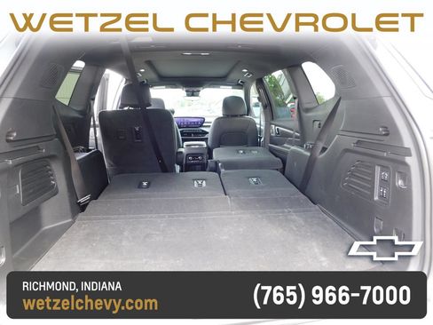 Used 2025 Buick Enclave Avenir w/ Super Cruise Package AWD/4WD image 29