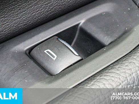 Used 2025 GMC Yukon Denali AWD/4WD image 51