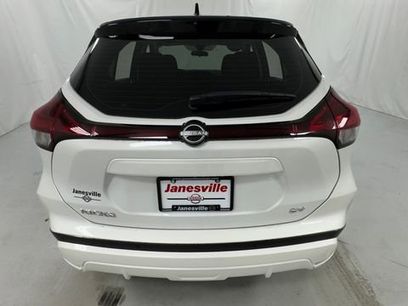 Certified 2023 Nissan Kicks SV