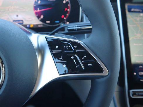 New 2026 Mercedes-Benz GLC 300 image 21