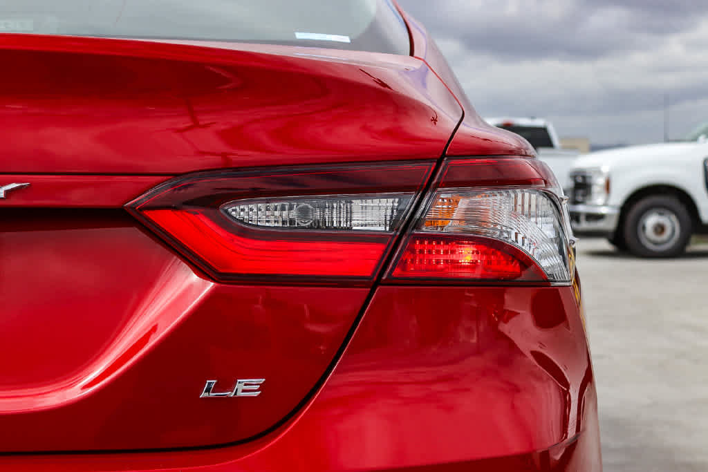 Used 2023 Toyota Camry LE w/ Protection Package (Q2) (TMS) FWD image 9