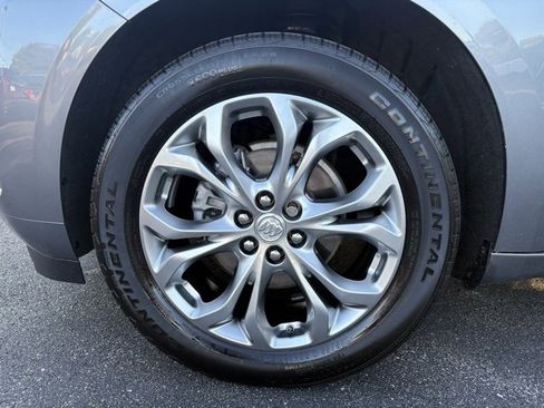 Used 2021 Buick Enclave Avenir w/ Avenir Technology Package image 11