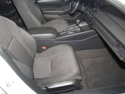 Certified 2025 Honda Accord LX image 18