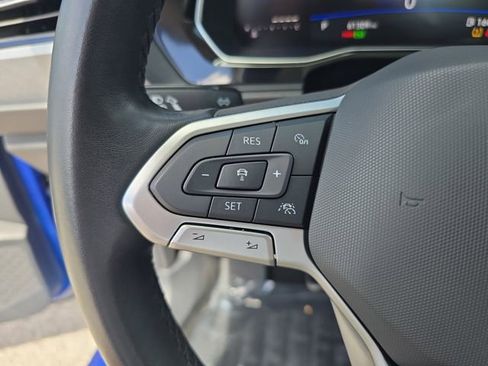 Used 2024 Volkswagen Jetta SE FWD image 23