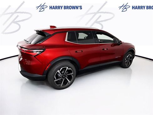 New 2026 Chevrolet Equinox EV LT image 32