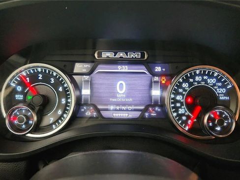 Used 2021 RAM 1500 Big Horn image 25