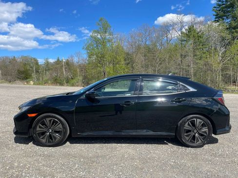 Used 2018 Honda Civic EX image 2