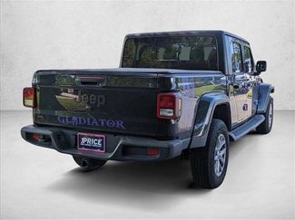 Used 2023 Jeep Gladiator Sport video 2