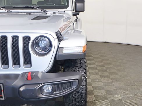 Used 2023 Jeep Wrangler Unlimited Rubicon w/ Dual Top Group AWD/4WD image 12